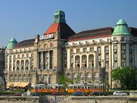 Der berühmteste Hotel- und Bäderkomplex der ungarischen Hauptstadt