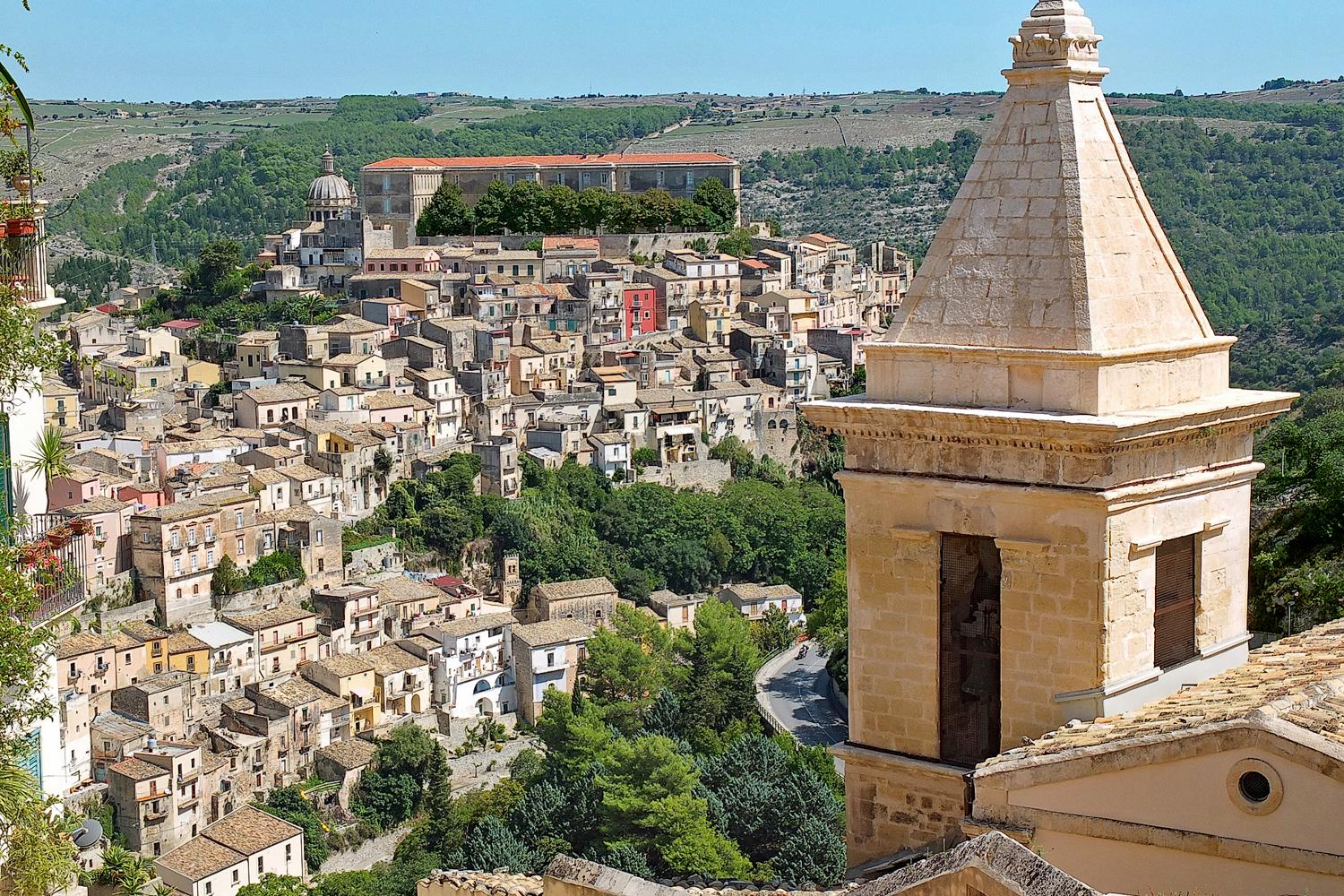 Eine Fülle von Kirchen und Palästen - Blick auf Ragusa Ibla