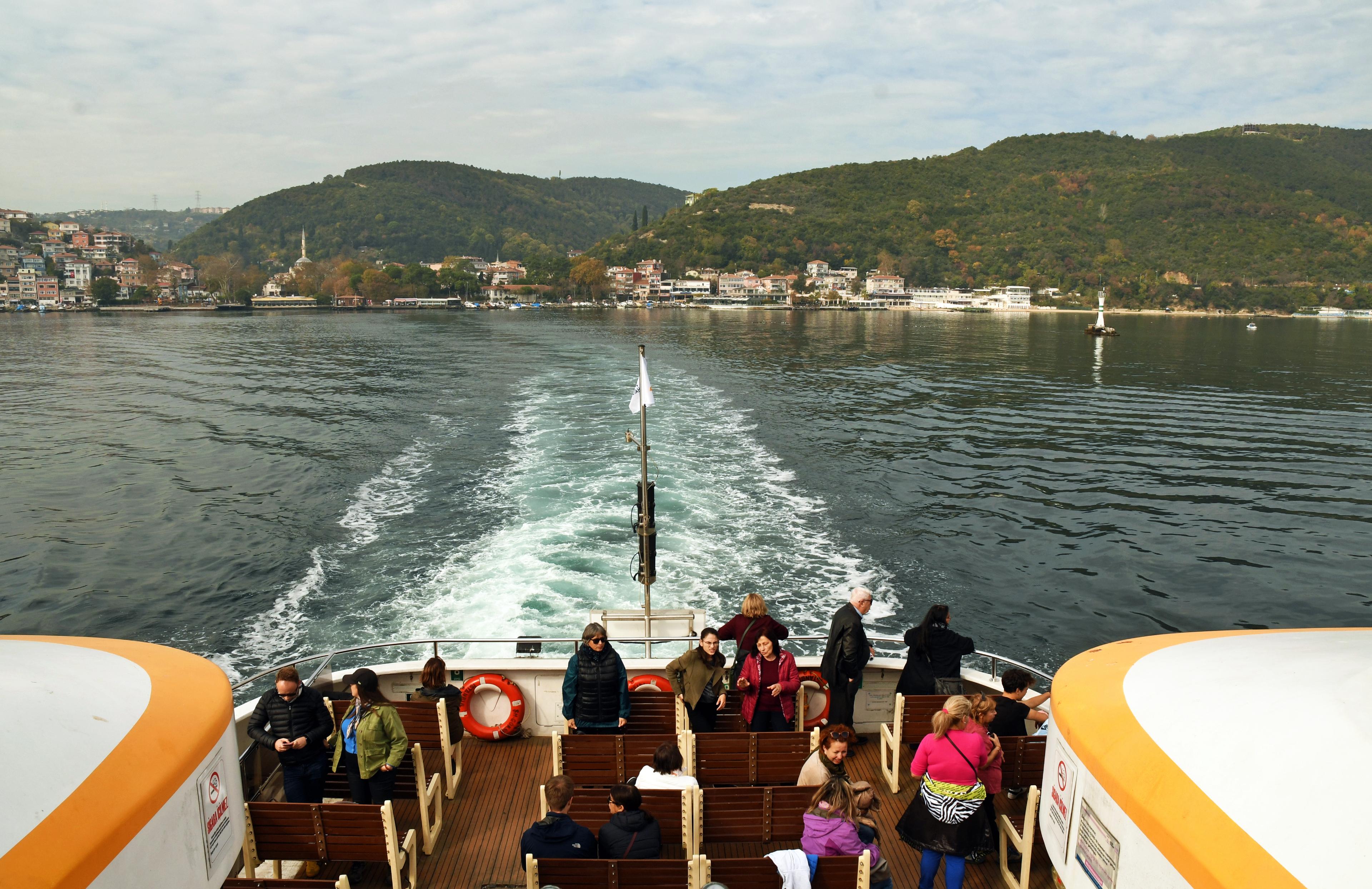 Schifffahrt über den Bosporus
