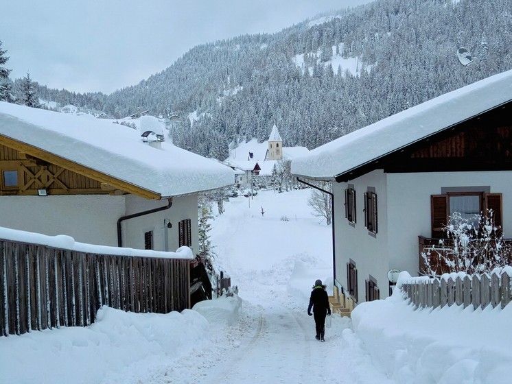 St. Felix in Südtirol tief verschneit @ Florian Fritz