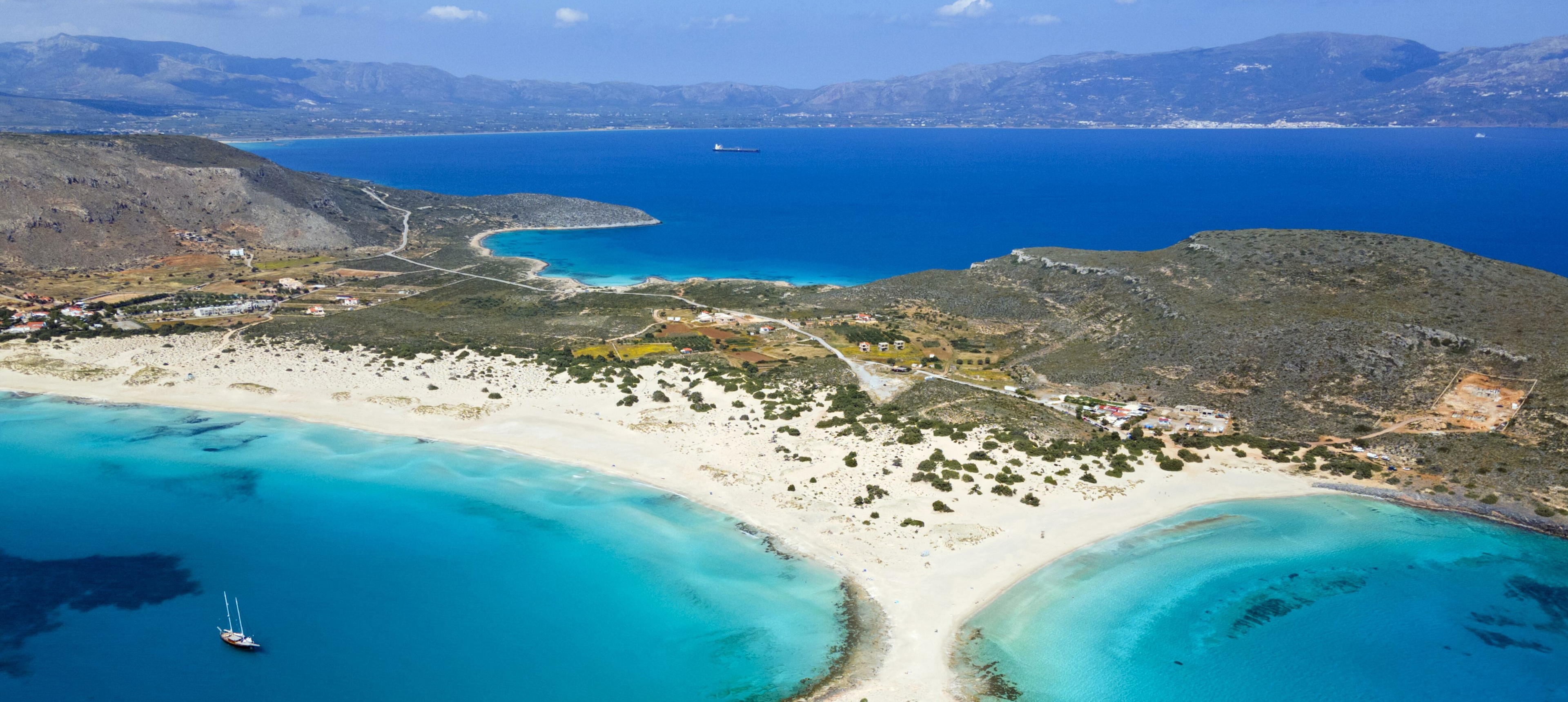 Doppelbucht Sarakíníko- und Símos-Beach auf der Insel Elafónisos