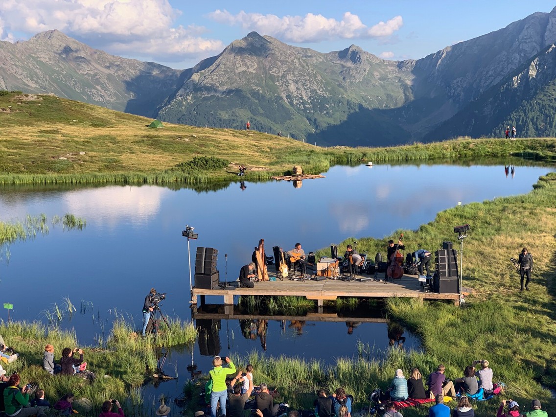 Blick aufs Flecknersee-Openair am Jaufenpass © Florian Fritz