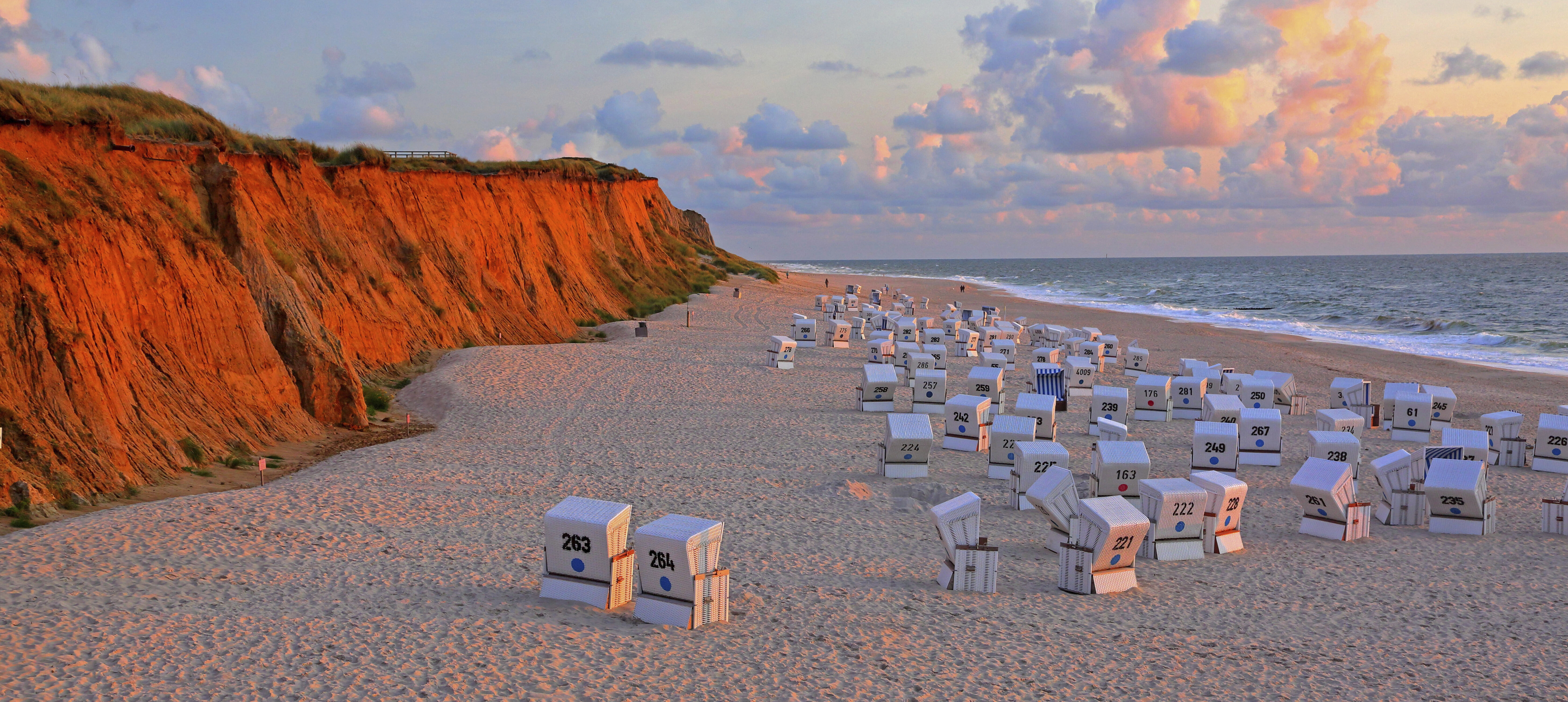 Strand am roten Kliff