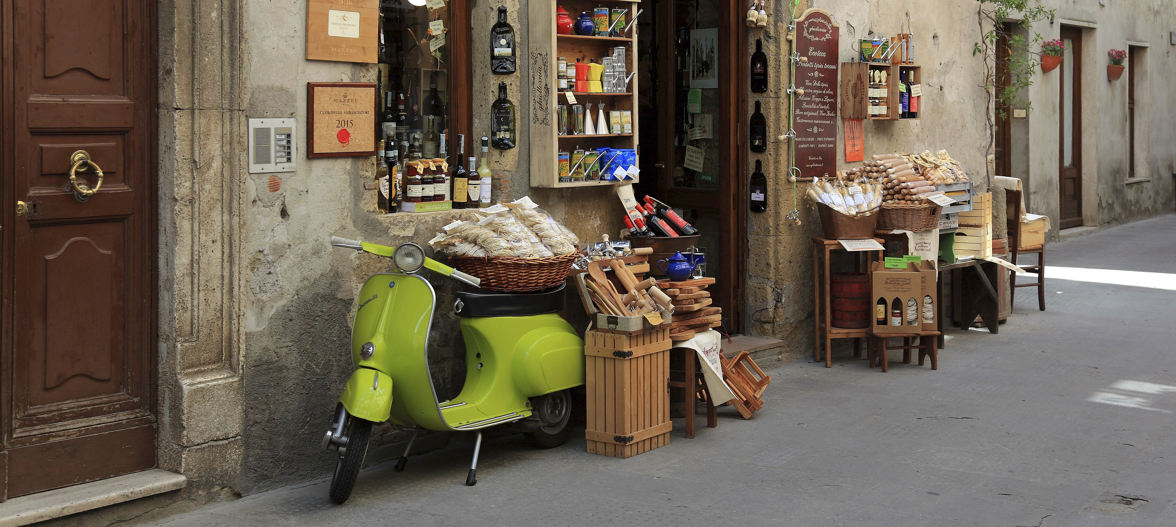 Feinkostgeschäft in der Altstadt von Pitigliano