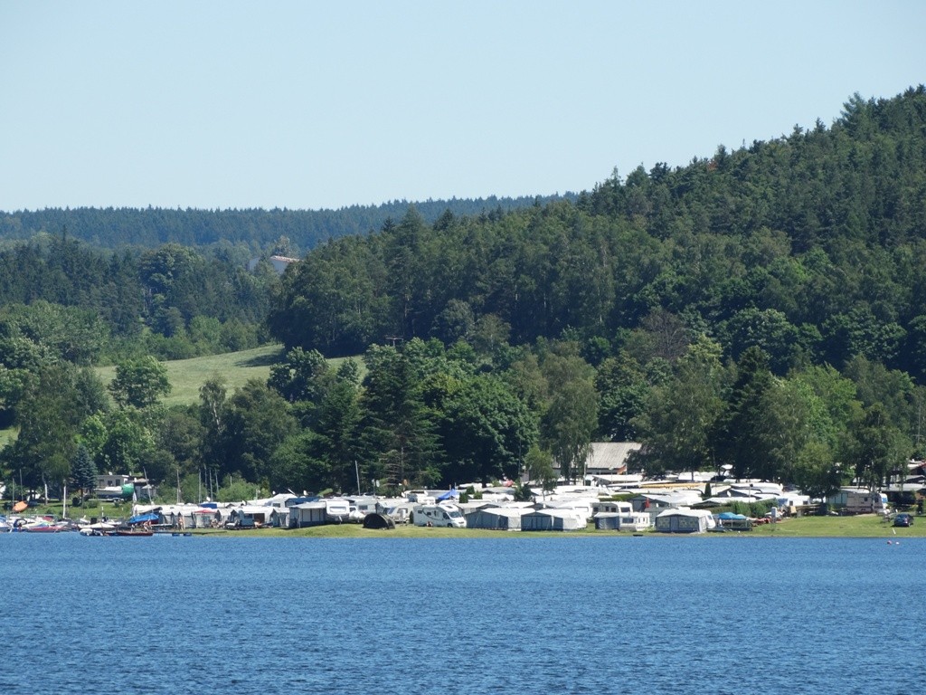 Der Campingplatz Kloster an der Bleichlochtalsperre (Foto: Heidi Schmitt)