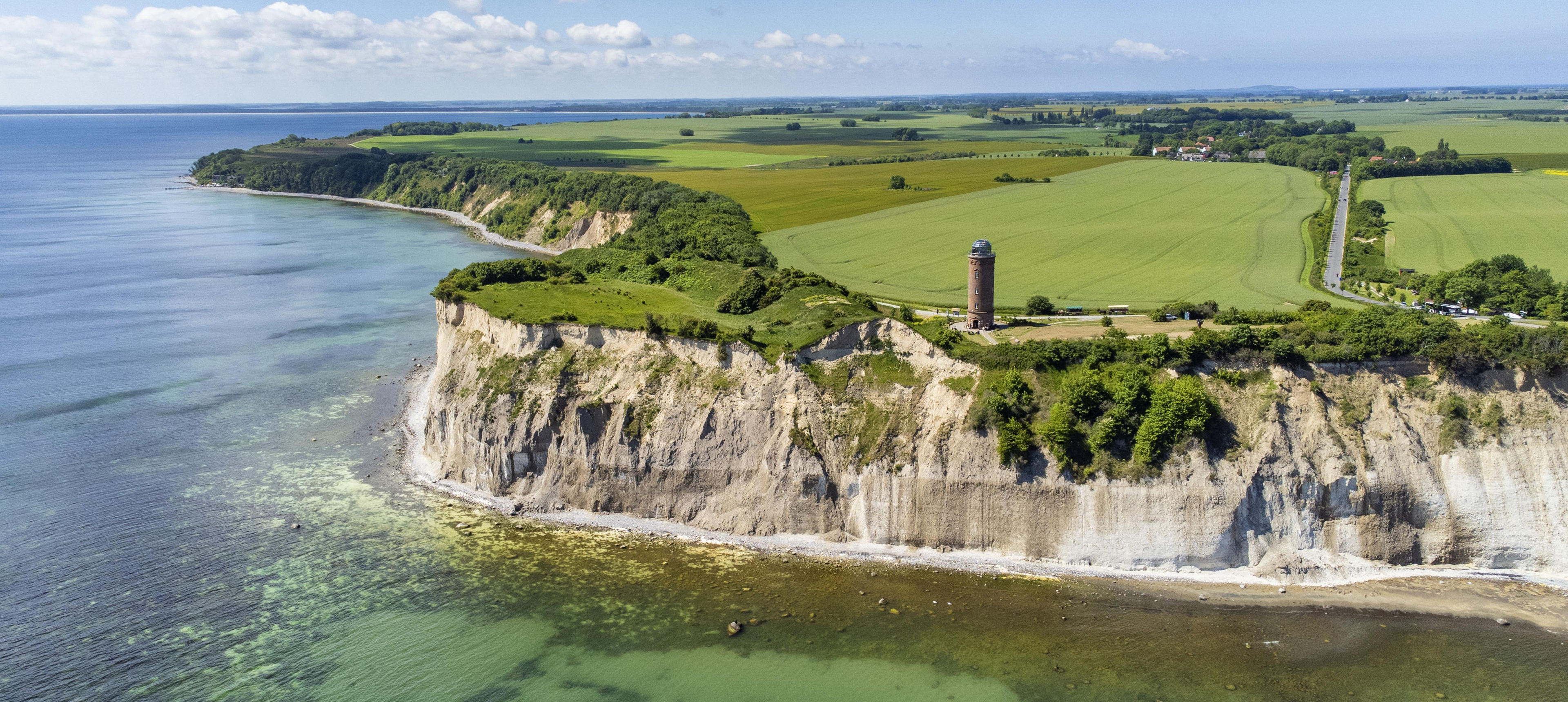 Kap Arkona mit Kreidefelsen und Peilturm