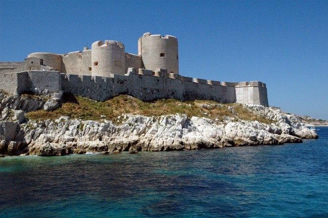 Marseille oder Zum Château d&#8217;If geht es mit dem Schiff (Foto: Ralf Nestmeyer)