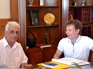 Kostas Kaiserlis (r.) im Interview mit Frank Naundorf