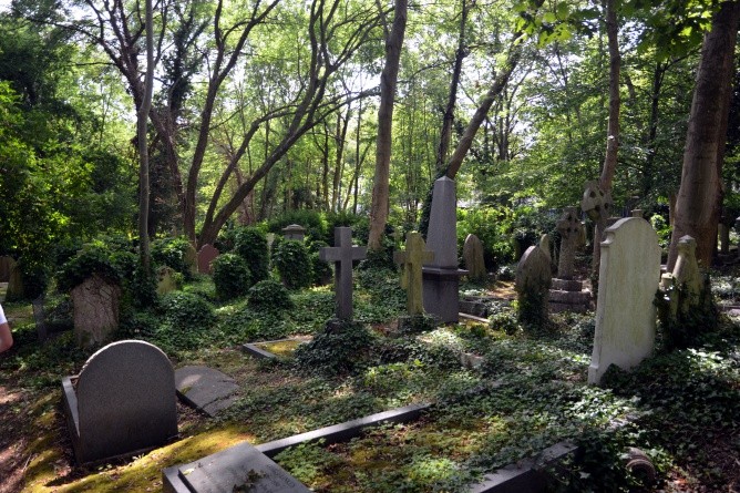 Der bekannteste und stimmungsvollste Friedhof Londons (Foto: Ralf Nestmeyer)