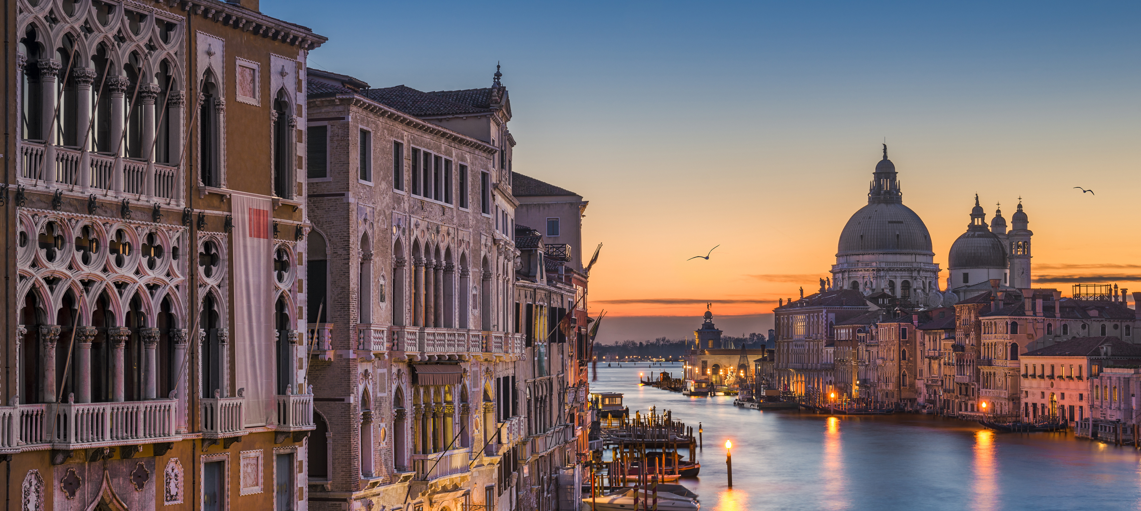 Canal Grande mit Blick auf die Basilica Santa Maria della Salute