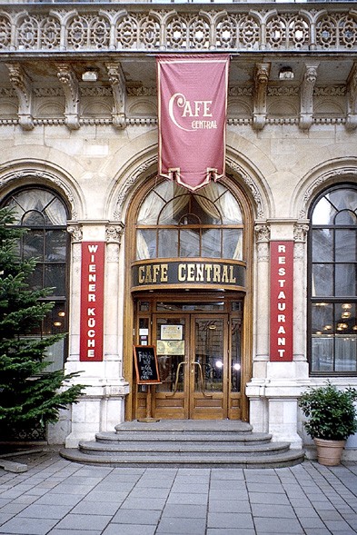 Cafe Central &ndash; der Mercedes unter den Kaffeehäusern (Foto: Annette Krus-Bonazza)
