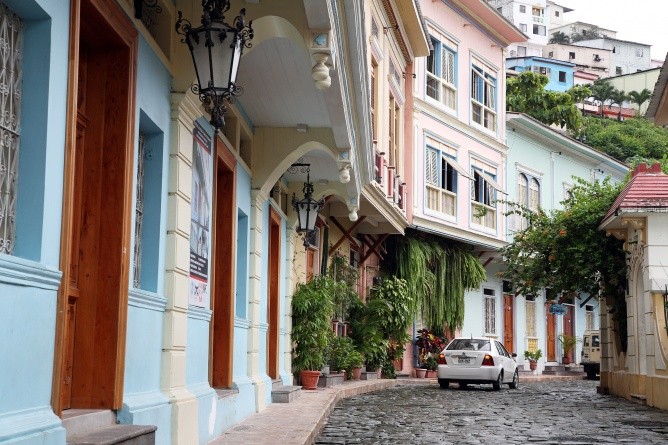 Die vielleicht schönste Gasse Ecuadors im Gründerviertel von Guayaquil (Foto: Alois Speck)