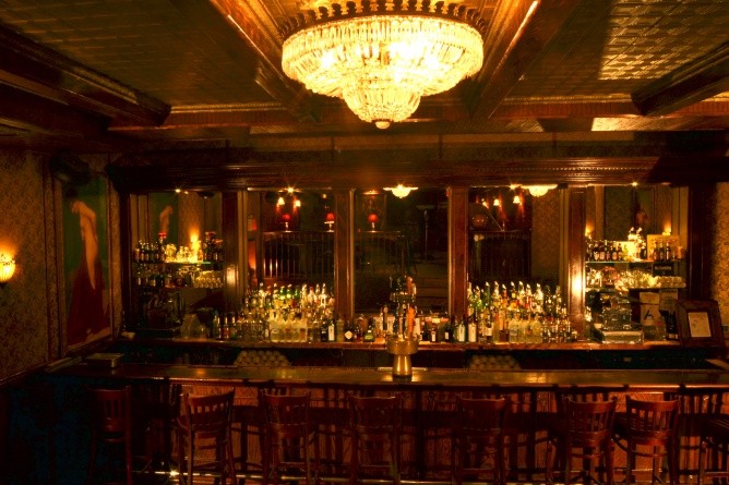 Whiskey, you are a lovely evening (Foto: Troy Hahn)