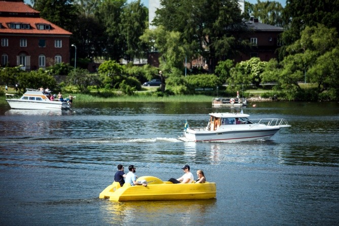 Die etwas andere Sightseeing-Tour – Stockholm vom Wasser aus (Foto: Lisa Arnold)